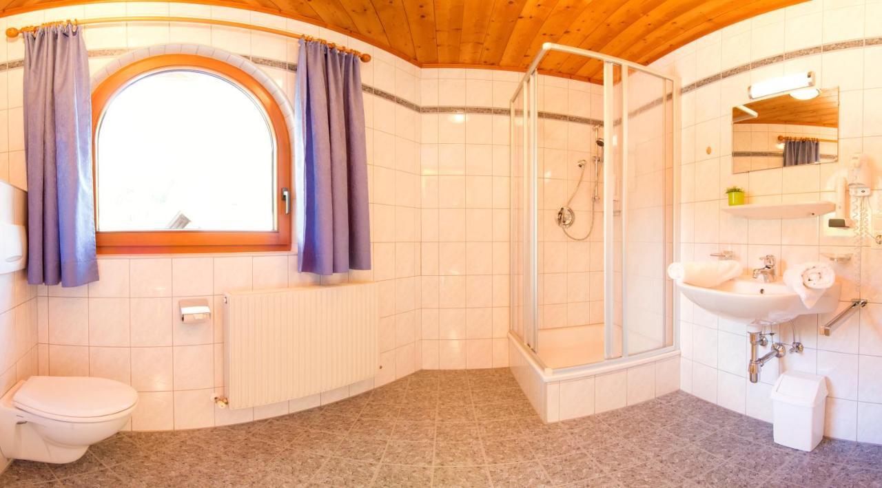 Bed and Breakfast Haus Elisabeth Neustift im Stubaital Pokoj fotografie